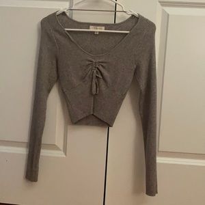 gray center cinched top